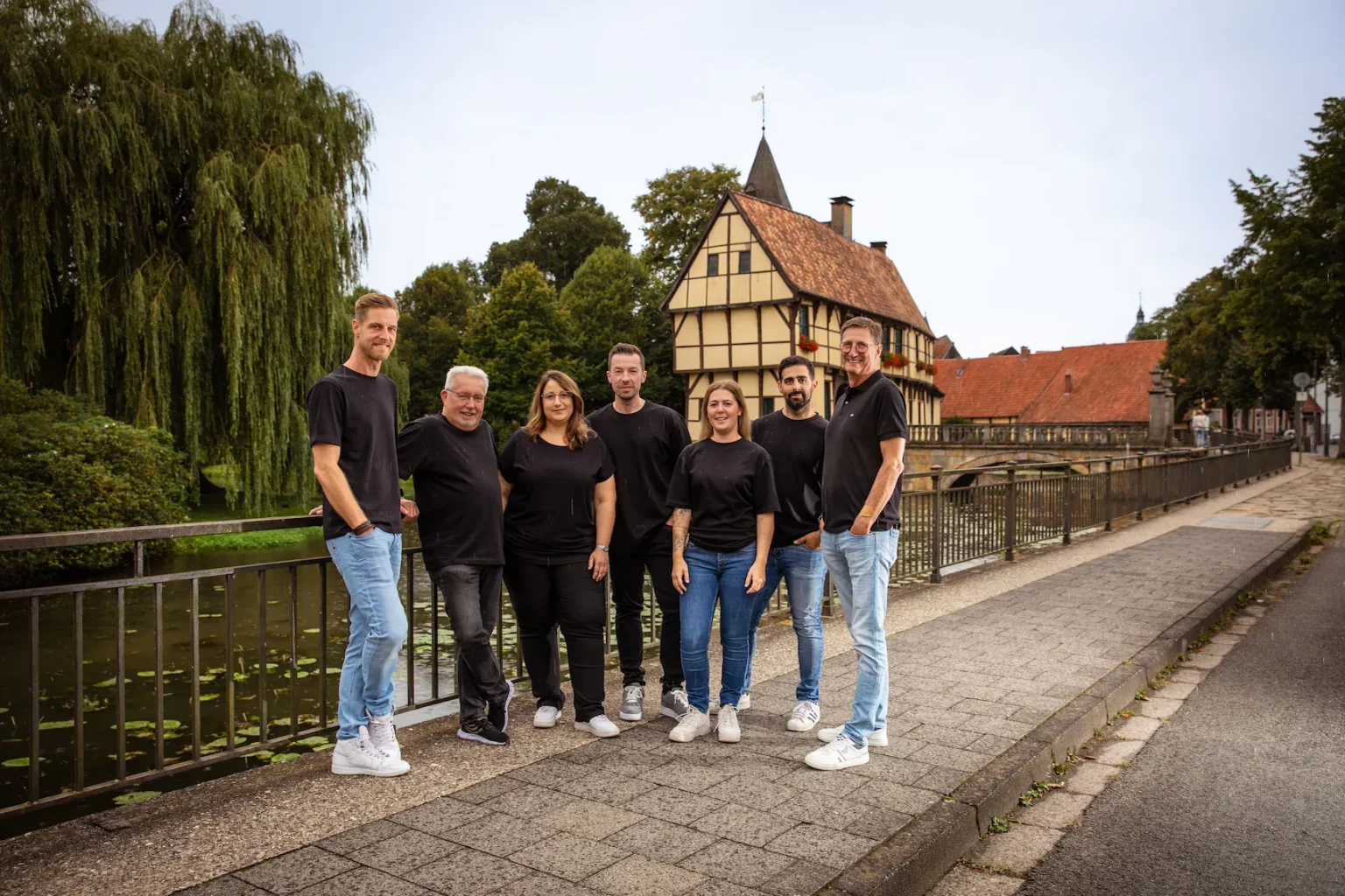 Leewe_Porträts-Gruppe